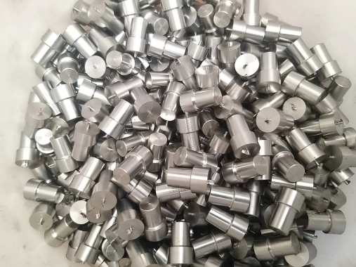 ساخت قطعه صنعتی با CNC